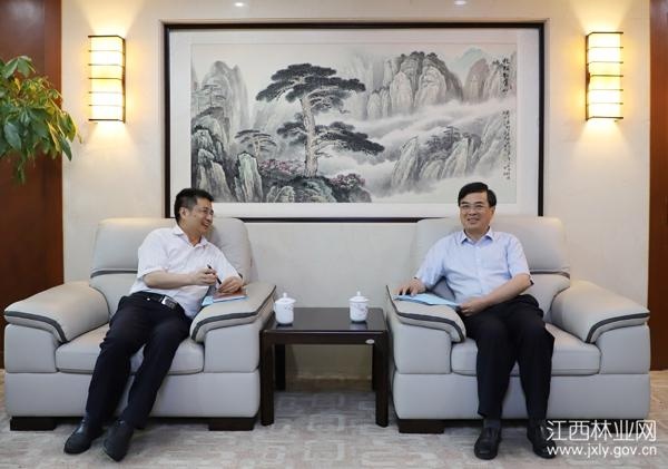 新余市委副书记,市长徐鸿走访省林业局