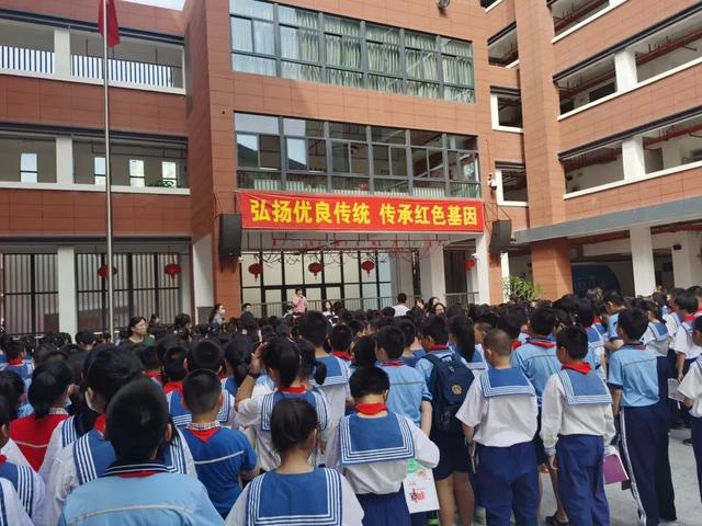 群惠小学招生划片区域和小升初录取一中双十数据分析