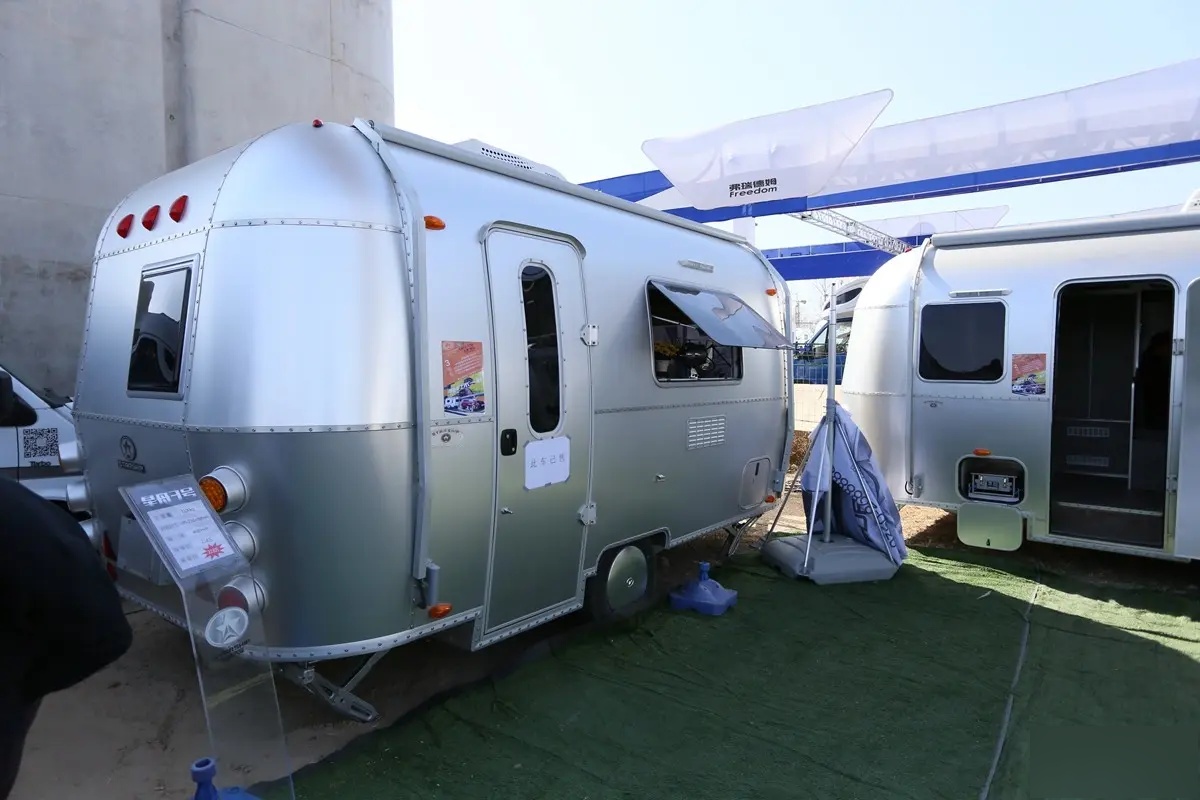 外形酷似太空舱的星舟房车3款公路拖挂房车推荐
