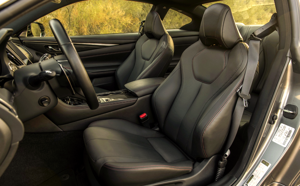 年轻人必看!英菲尼迪q60颜值与性能解析