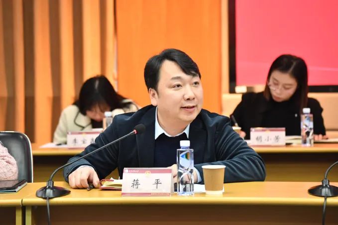 四川省高层次人才,马克思主义学院教师蒋平教授认为,创新思想政治理论