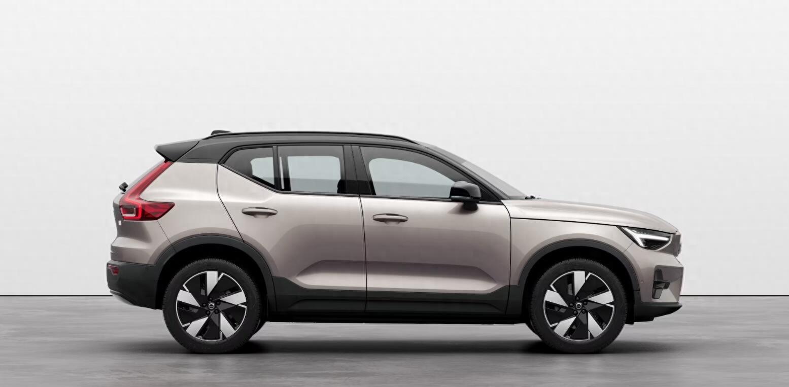 换后驱动力续航提升,2024款沃尔沃xc40电动版上市售28.29万起