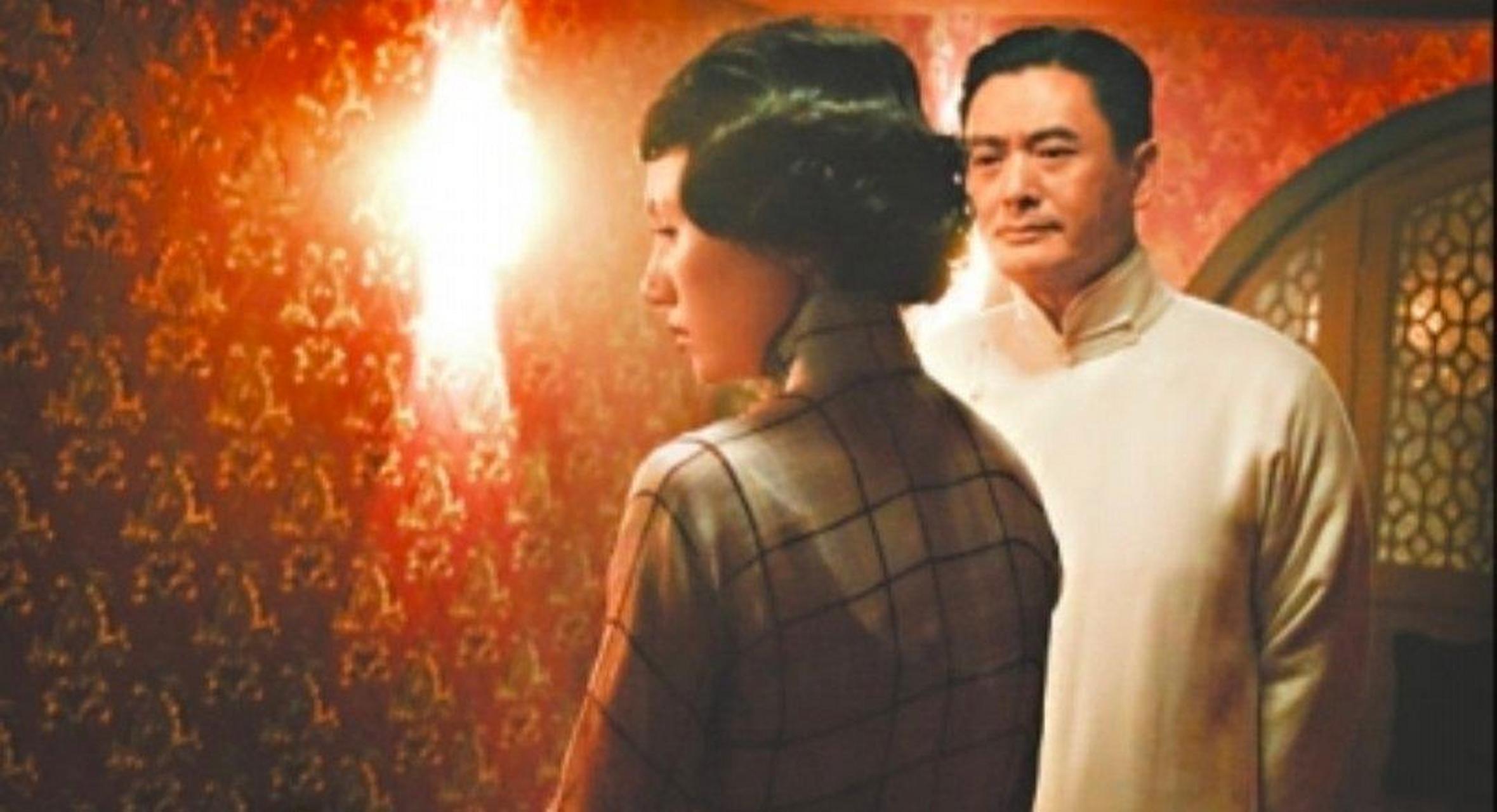 袁泉与周润发合作过《大上海》,她在电影中发挥极为出色,被导演刘伟强
