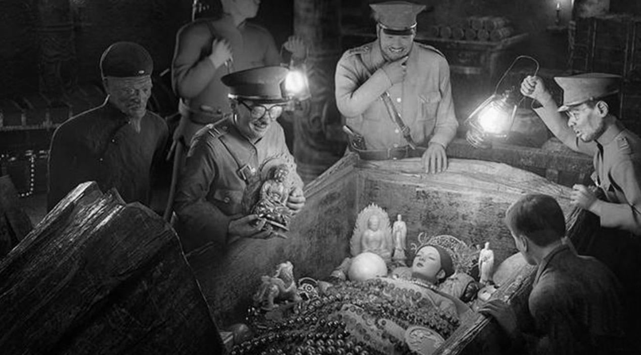 1928年,大清太后慈禧尸身被亵渎,8亿珍宝百年后发现在美国手中