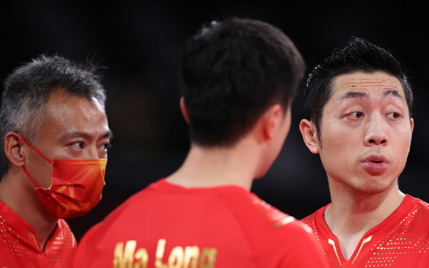 国乒男团3-0横扫韩国男团,樊振东艰难取胜,马龙李尚洙苦战五局