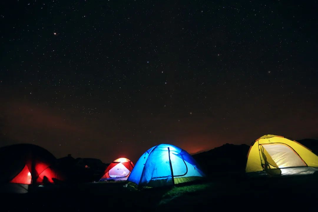 五一假期不远行,龙山八面山上来露营