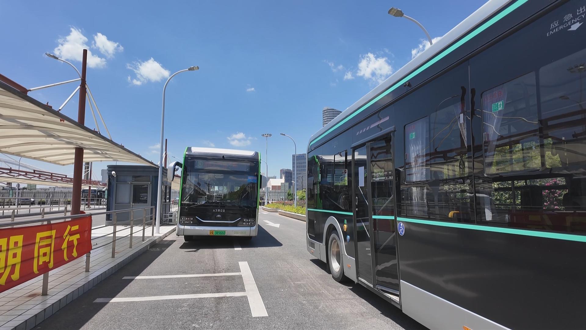 冷空调开机保养进行时,乘客已经可以吹上冷气了