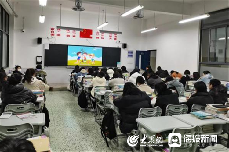 枣庄经济学校多措并举筑牢新学期校园安全防线