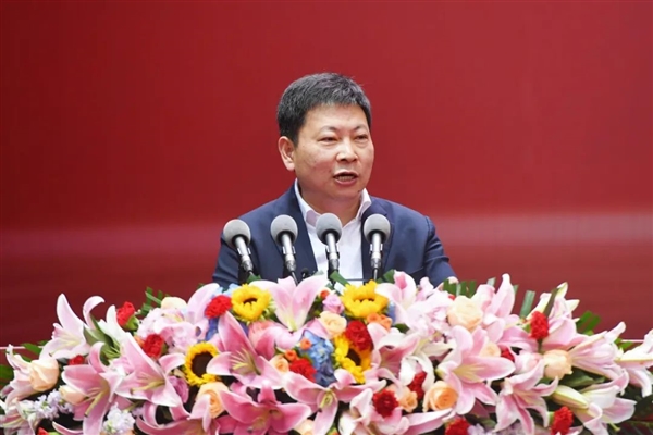 余承东西北工业大学演讲全文:县理科第一名、华为留着不让走