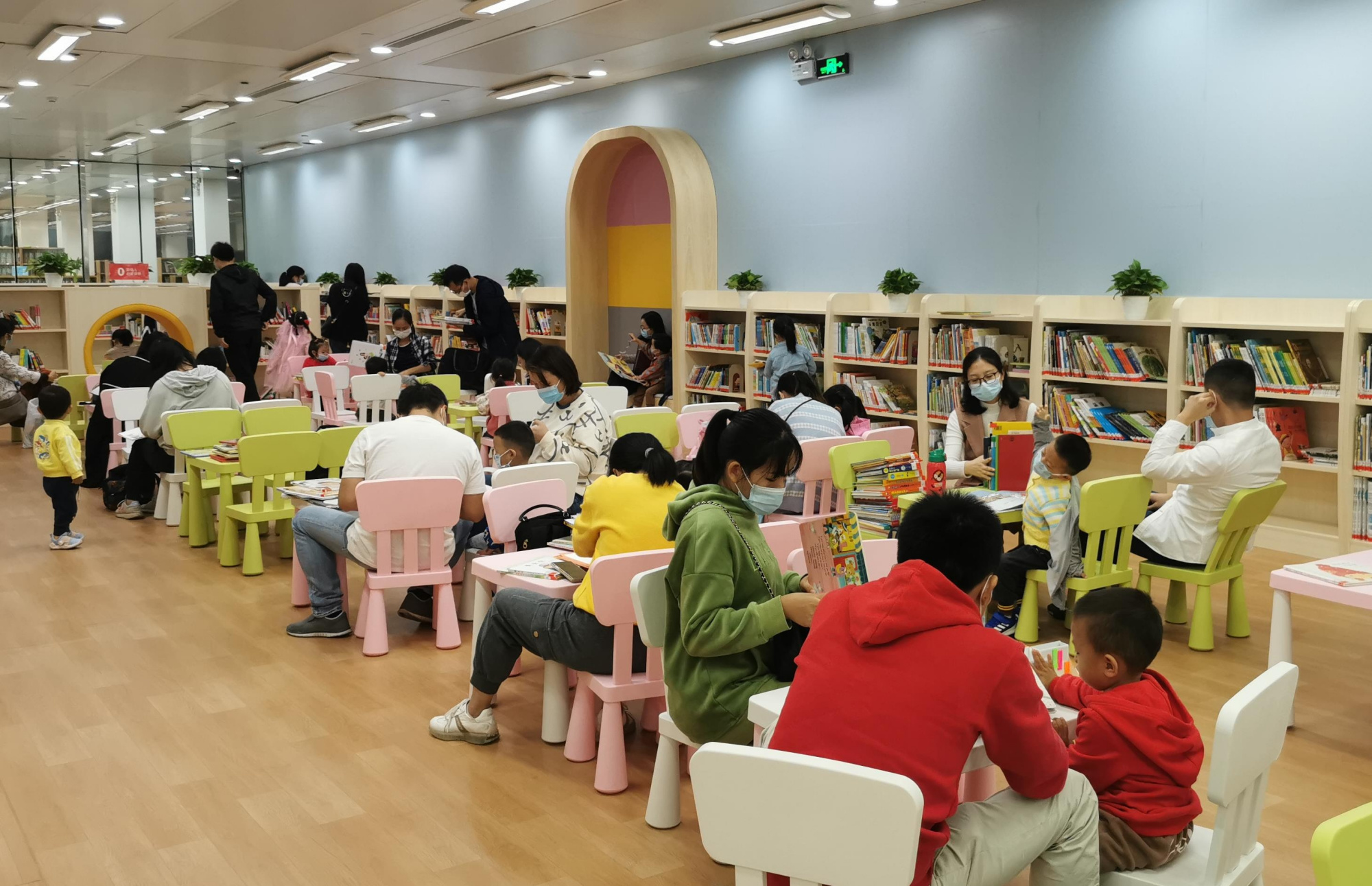 深圳图书馆少儿服务区扩容升级了