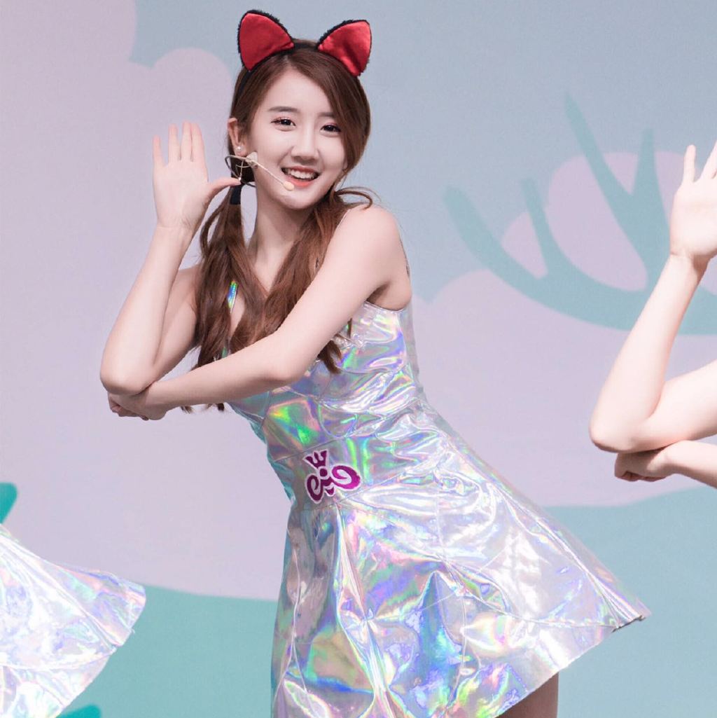 蜜蜂少女团成员王如月:"卖粑粑"是零成本副业,月收入轻松过万