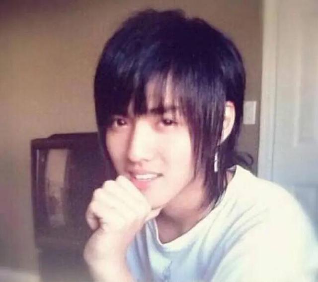 吴亦凡出道前的这些照片,你都见过吗?