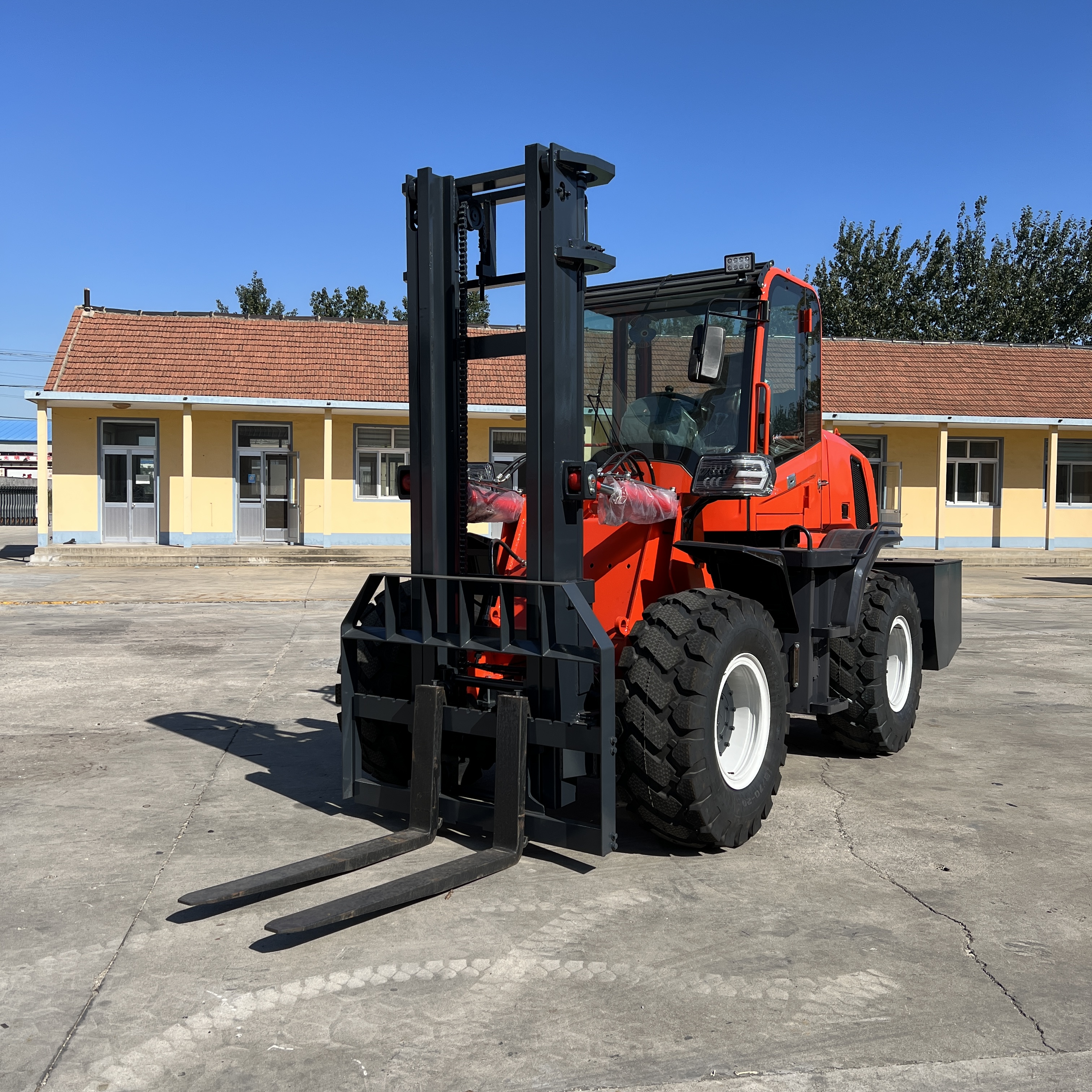 越野叉车四驱3吨5吨多功能一体式液压升降柴油叉车堆高搬运