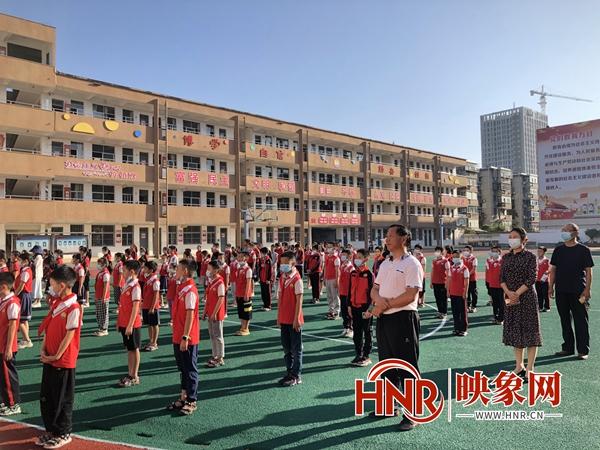 驻马店十二小学图片