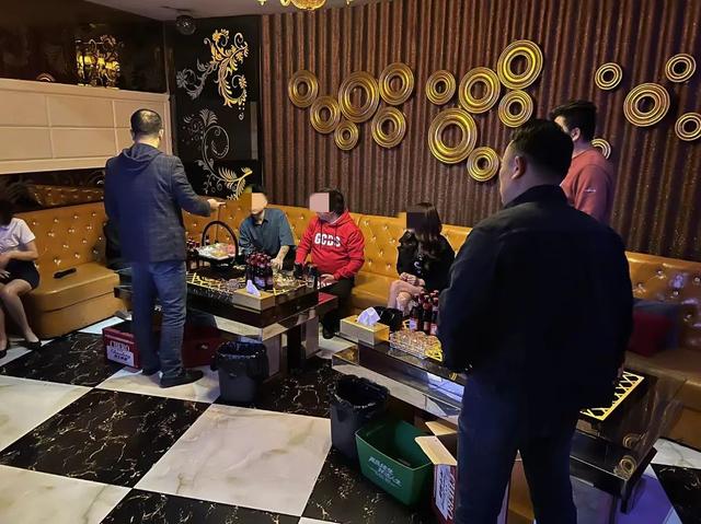 壹号ktv检查时发现,该场所涉嫌提供,从事以营利为目的的有偿陪侍行为