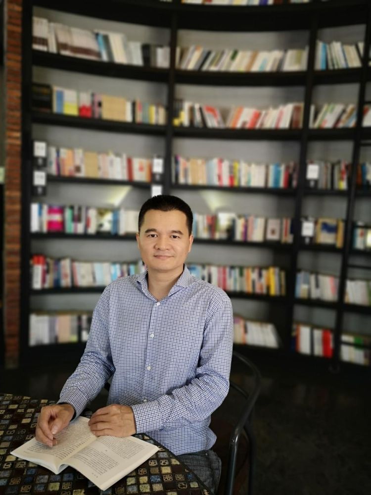 数字赋能·解码大浪高质量发展⑨|30年长成"全国最美书店",深圳覔书店