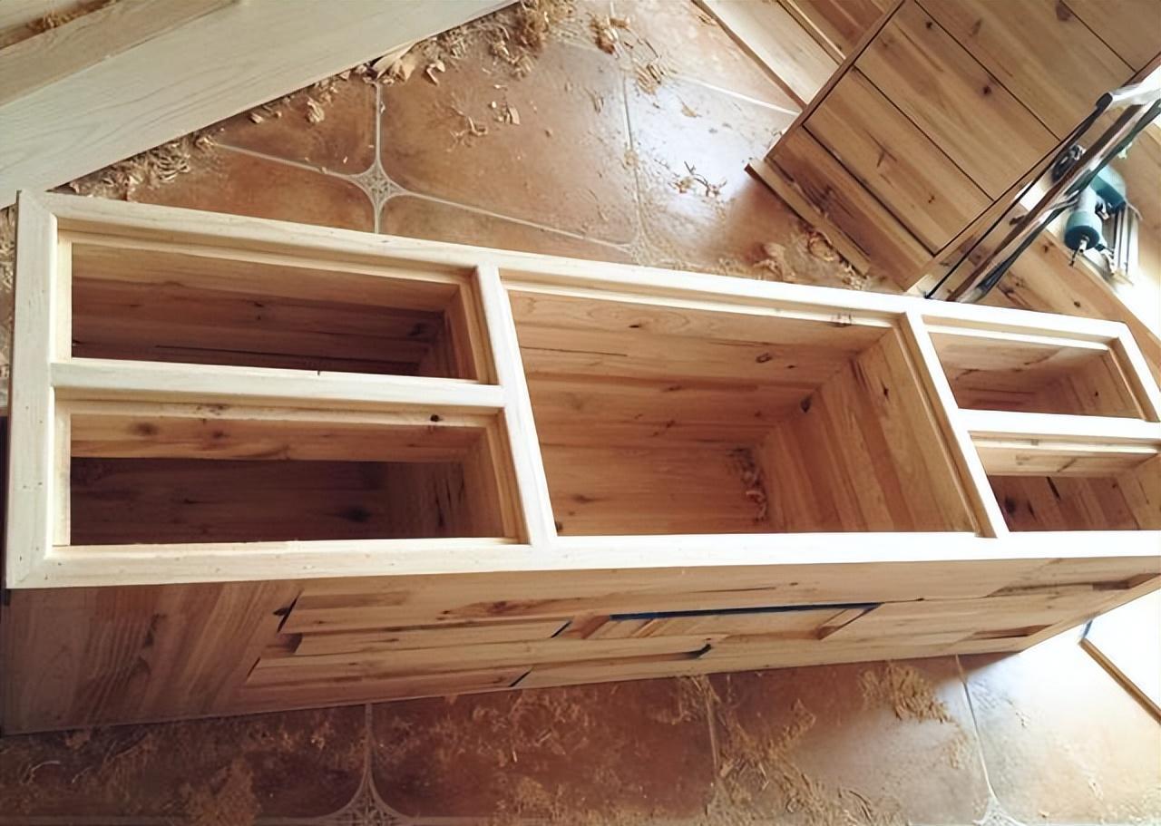 20年老木工亲自上门打柜子,感觉有点丑收5万大家觉得值吗?