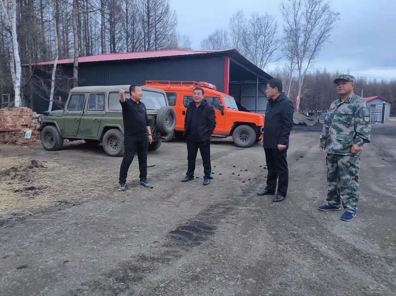 免渡河林业局党政领导深入扎敦河林场检查指导工作