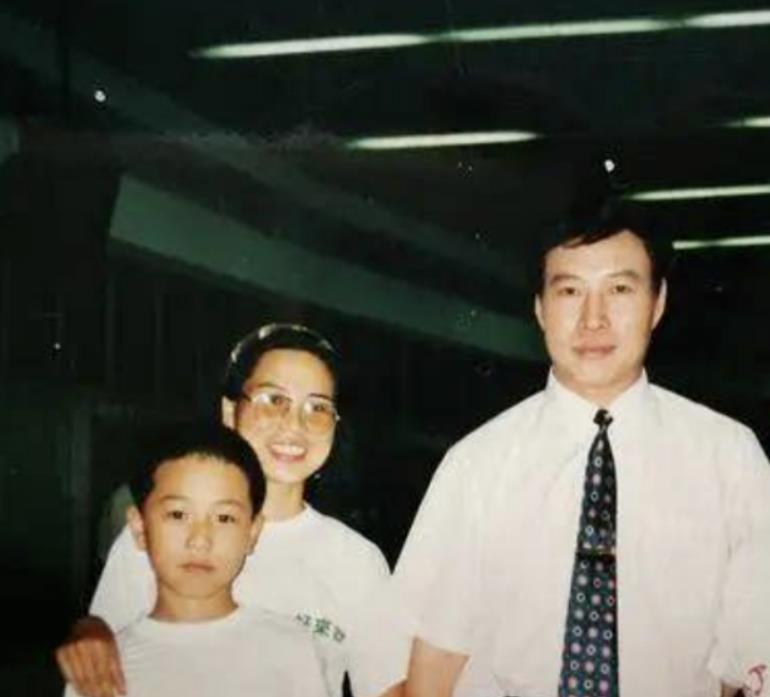 魏积安:10次登上春晚,爱妻子爱家乡,"消失"10年去哪了?