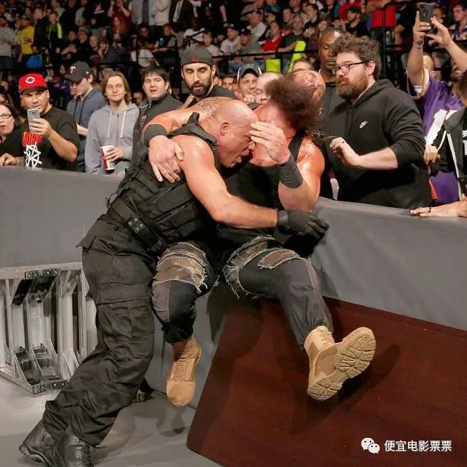 wwe到底是真打还是假打