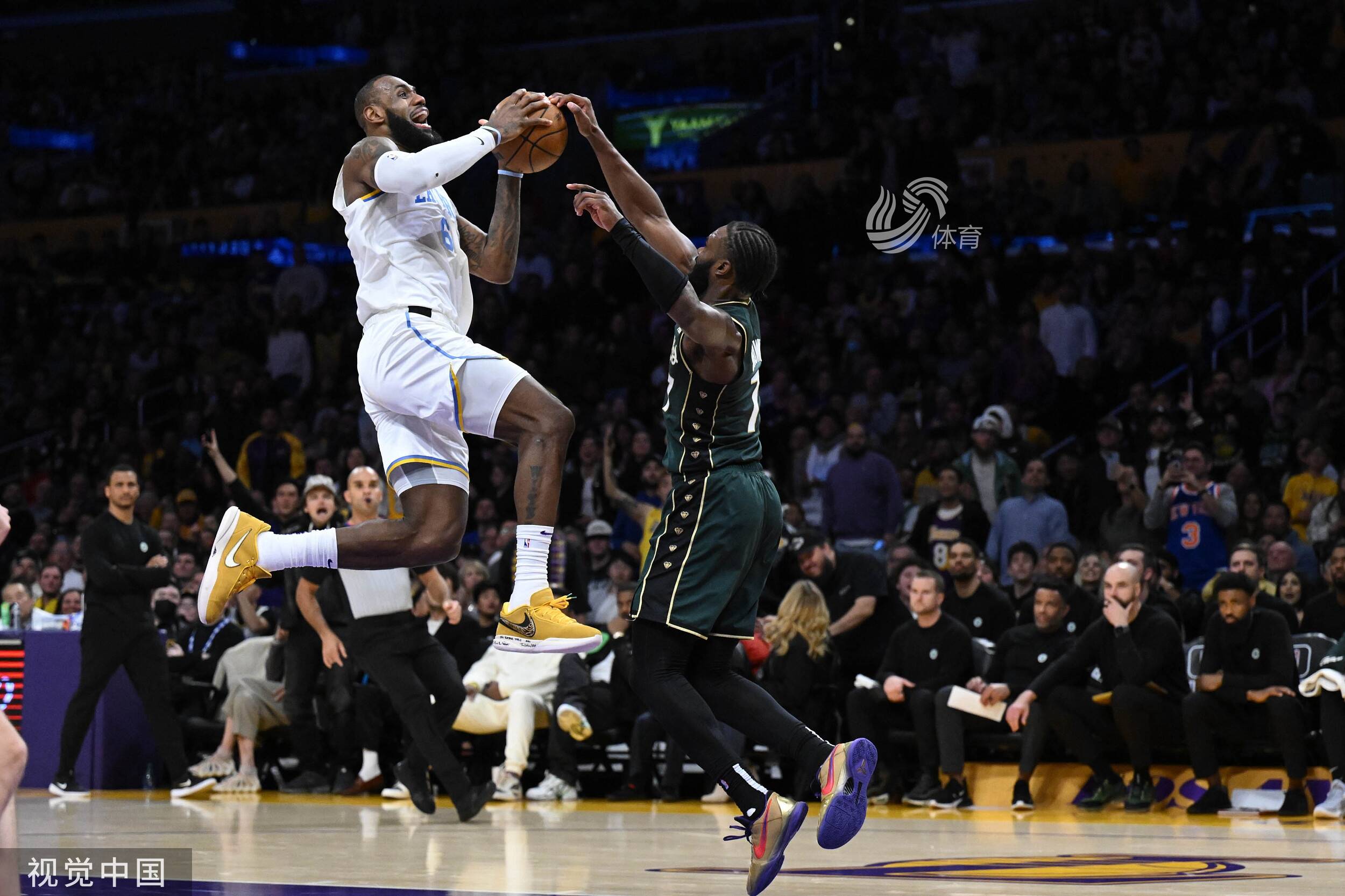 今晚19:20!锁定山东电视体育频道,看nba湖人vs凯尔特人