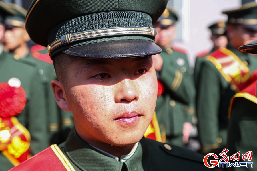 武警北京总队执勤第六支队举行2024年春季退役老兵欢送仪式