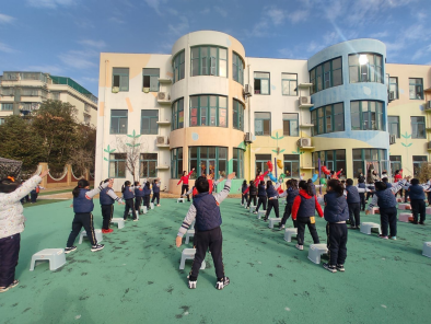 幸福花园幼儿园开展"快乐总动员,幸福你我他"迎新年冬季运动会