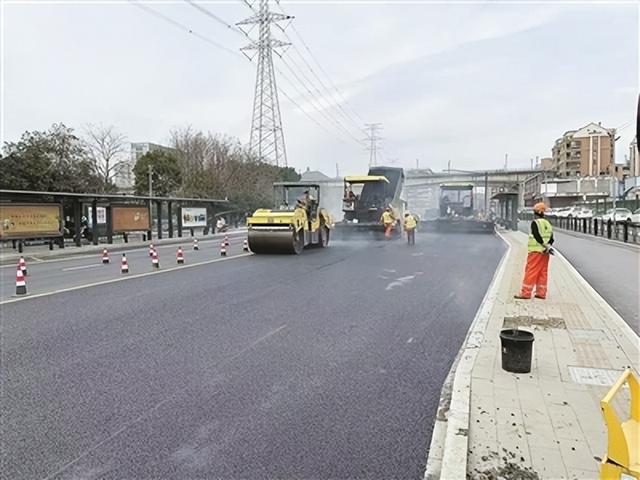 临丁路,东新路4月完工杭海路,沈半路5月建成