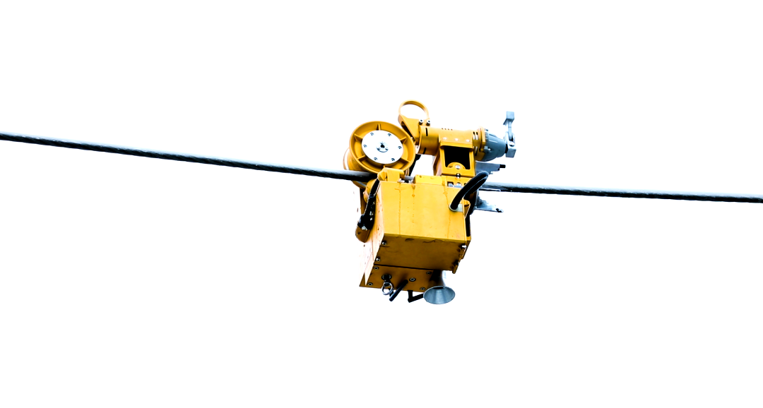 电力科技助力:智能除冰机器人应对严寒挑战