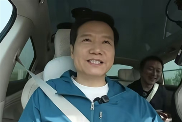 雷军直播重申自己身高181cm：再说矮要去买增高鞋了