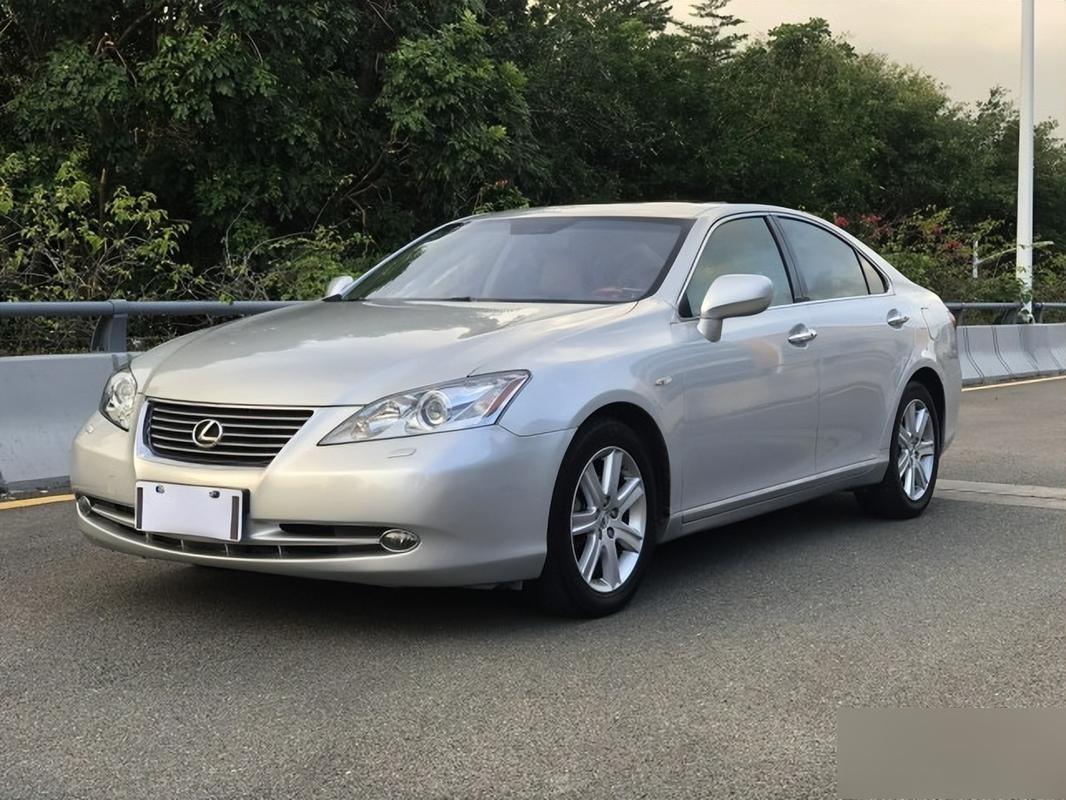 凌志是哪个国家的汽车品牌啊,凌志是哪个品牌的车型