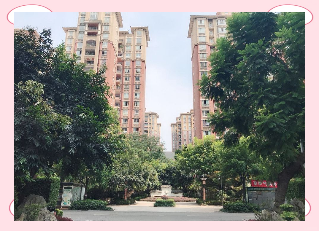 宜宾莱茵河畔小区:历经多年仍焕发"最美"光彩