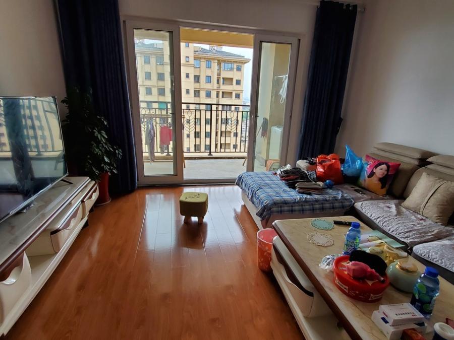 张家港市金港镇,廊桥美墅19幢1602室,以163万拍卖成交