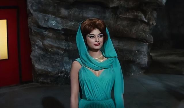 玛丽-海伦娜·阿尔诺:可可·香奈儿最喜欢的模特