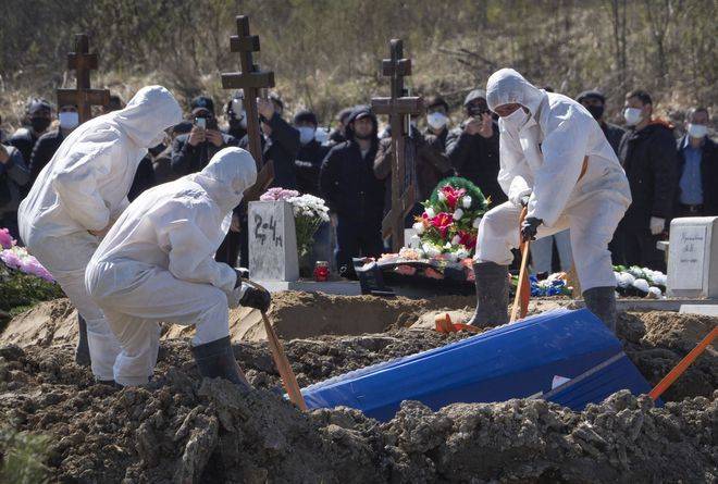 美国新冠疫情死亡图片