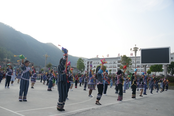 贵州省望谟县民族中学图片