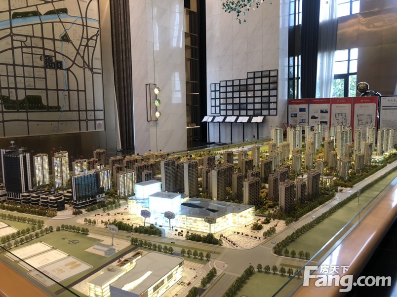 紫薇·万科大都会好不好?置业顾问从项目现场发回新组图