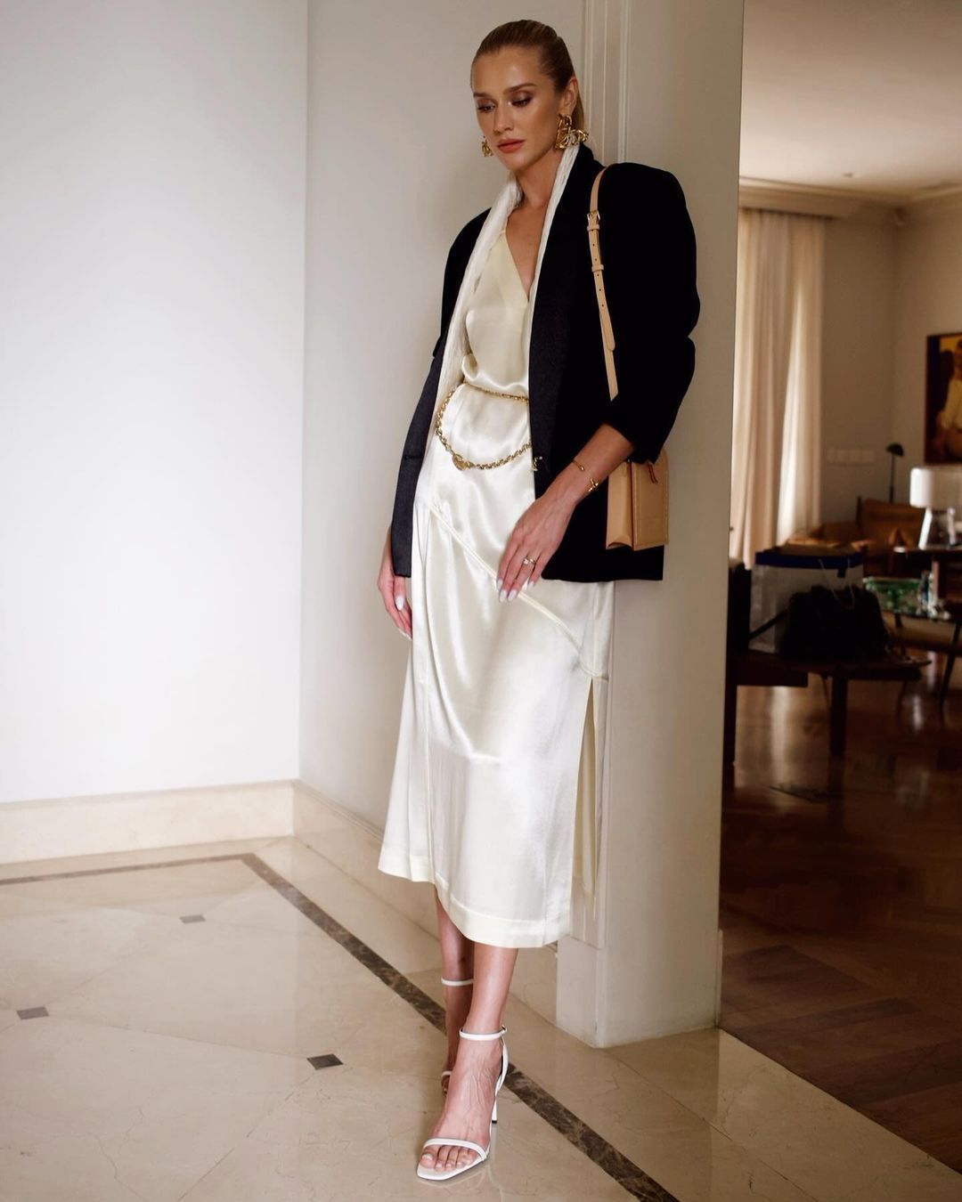 「社交秀」卡里乌斯女友秀球技 安妞,贝嫂同框