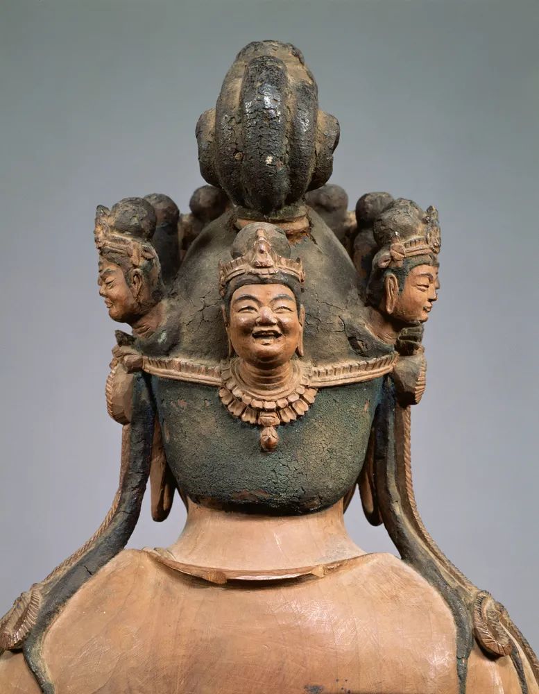 平安时代白檀木雕十一面观音像