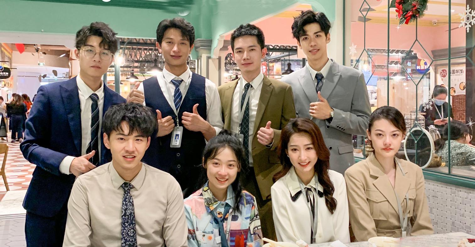 从综艺小透明变成人气网红,他们还能火多久?