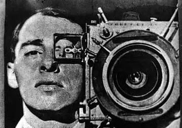 从先锋到经典:维尔托夫的电影眼睛理论与影响