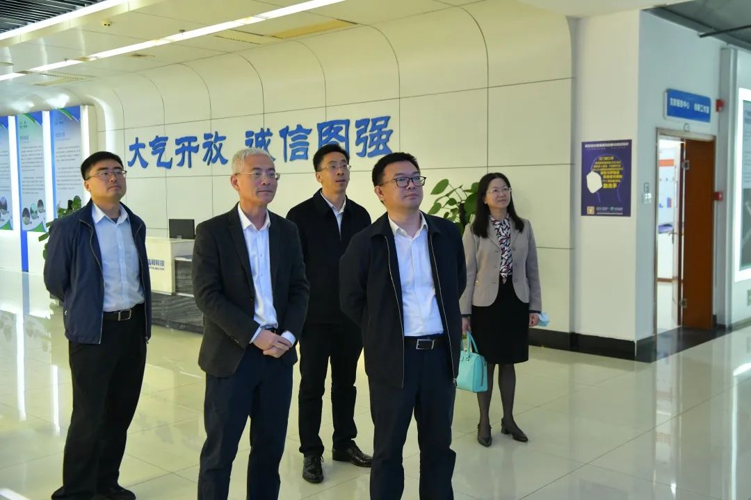 工信部副司长丁志军来到高新区开展工业节能调研
