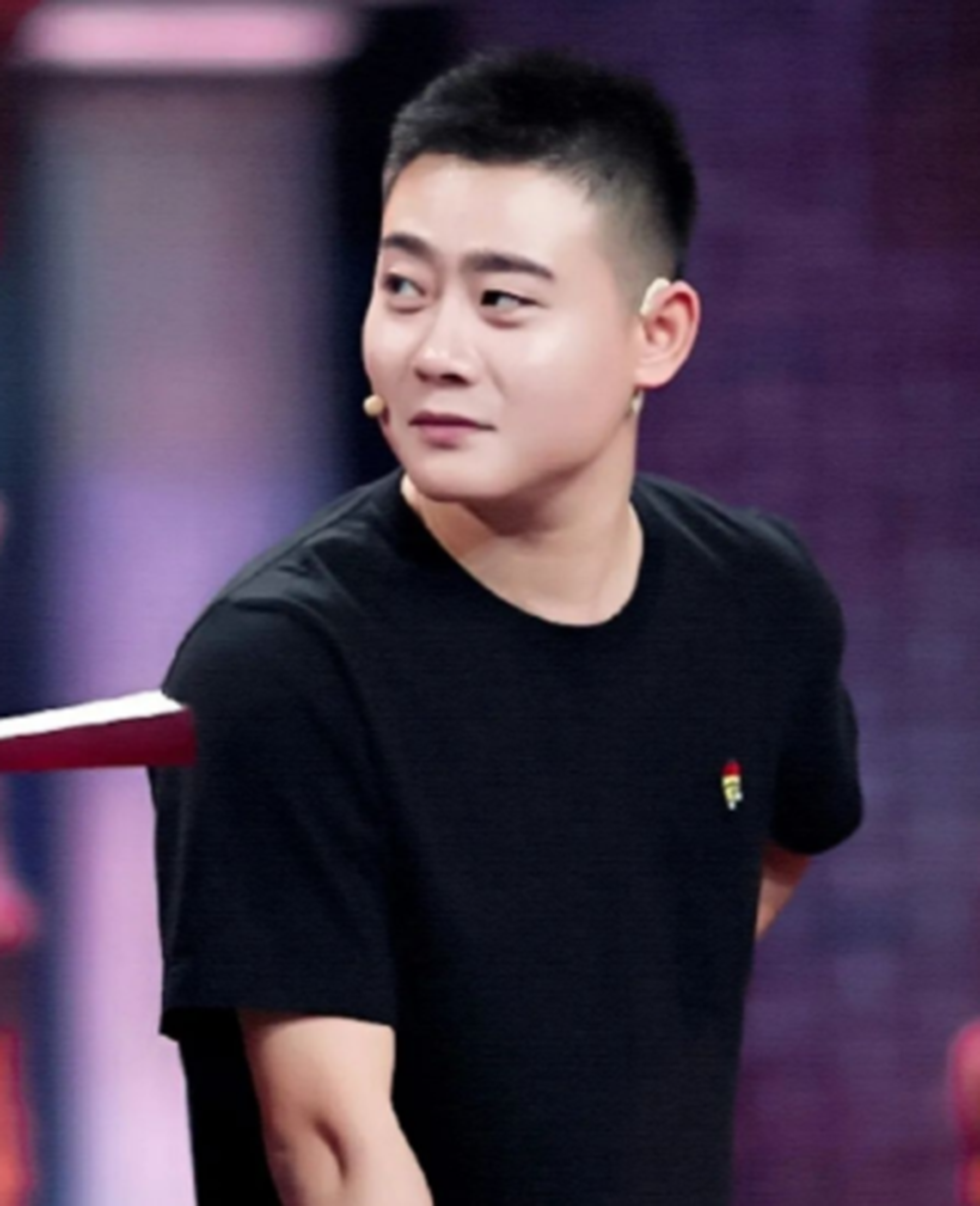 栾云平为什么叫美娜,他是德云副总吗