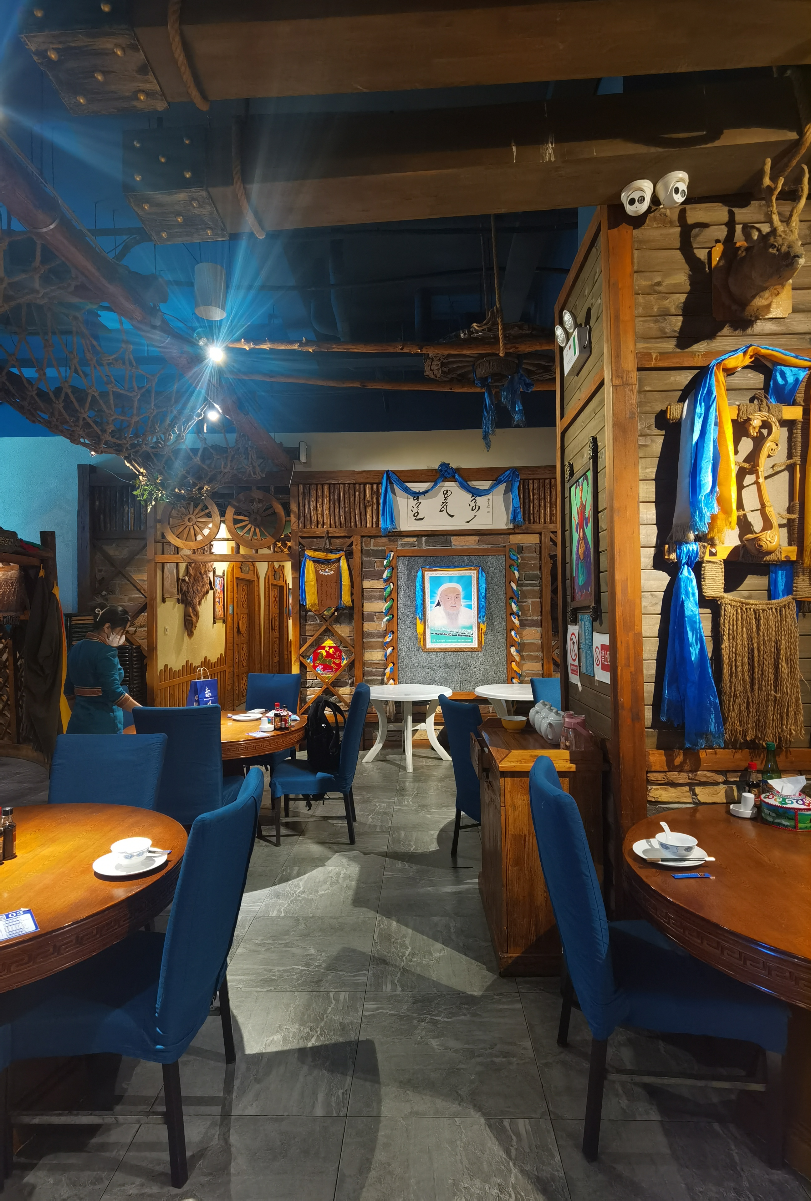 赤峰人都推荐的内蒙菜餐厅,蒙古风满满