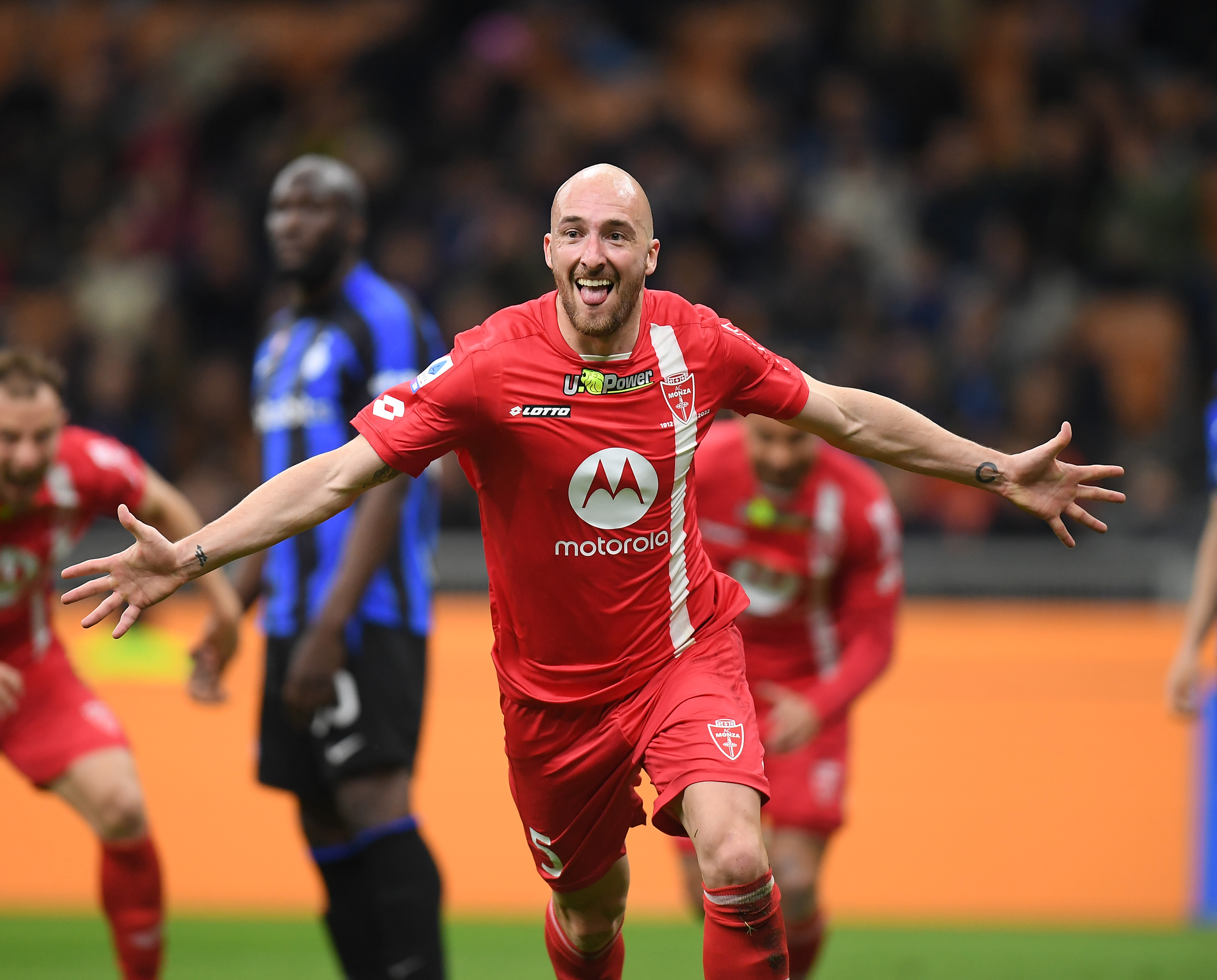 足球——意甲:国际米兰不敌蒙扎