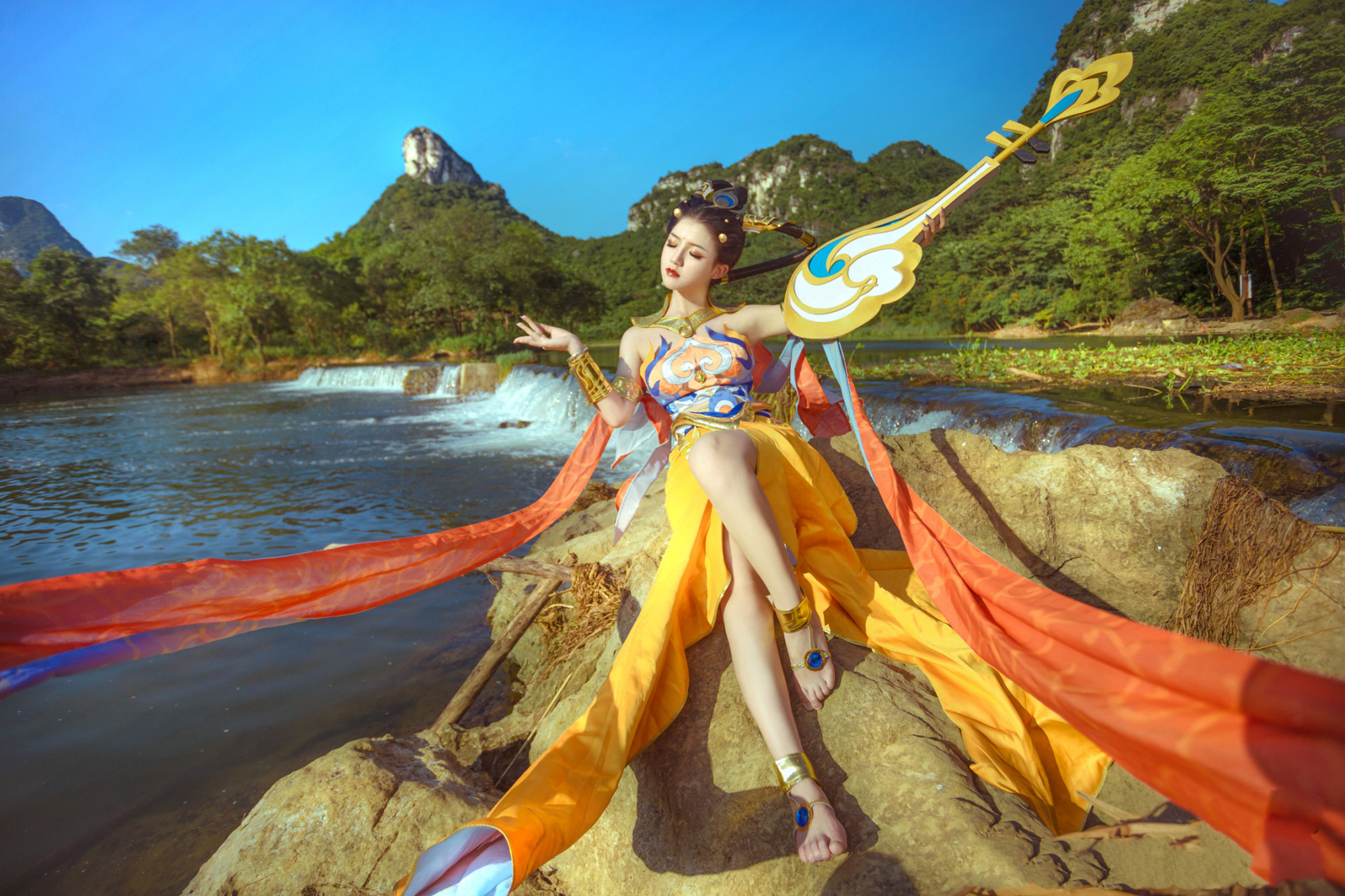 三组很有仙气的人气手游《王者荣耀》杨玉环cosplay作品欣赏!