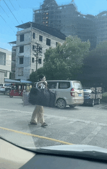 扁擔女孩高考成績出爐，班主任：達到預期！-有駕