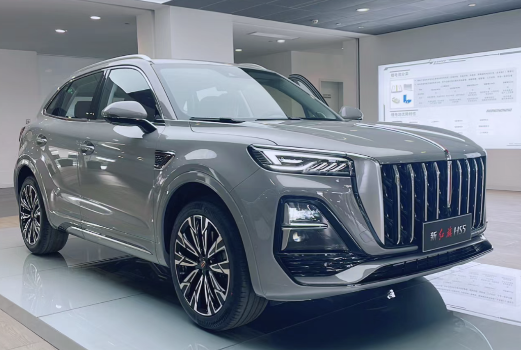 红旗又"走红",月销8779台,比crv气场足,全系高功2.0t,配8at