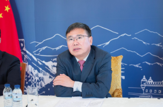 驻葡萄牙大使赵本堂与旅葡侨界举行春节视频座谈会