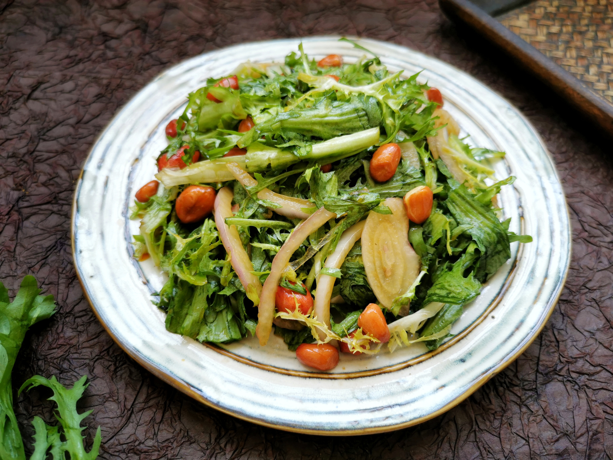 苦菊百吃不厌的做法,清脆爽口拌一拌就能吃,去饭店必点